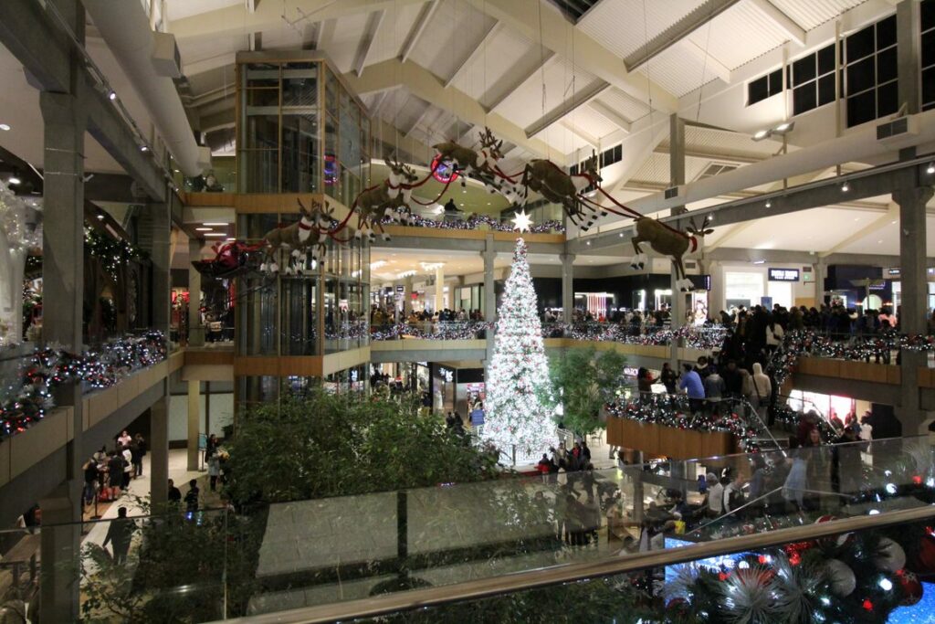 Bellevue Square Mall during Christmas 2025